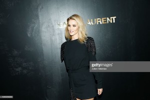 1040256320-1024x1024.thumb.jpg.523cf87b9d806be8b8b5ed915d54e17e.jpg