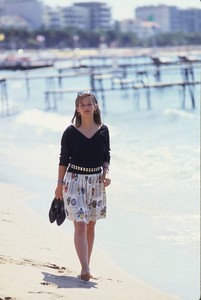 1056821240_sophie-marceau-festival-cannes-1983_width1024(5).thumb.jpg.d52bfa63729f02cf2ebbaa2596cd577a.jpg