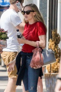          sey04090818BZNimage103.jpg