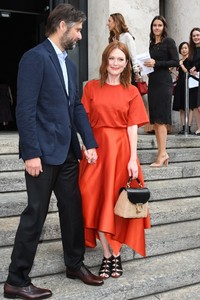           moo240918BZNimage113.jpg