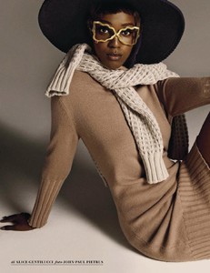 2018-09-26 Vanity Fair Italia-page-001.jpg