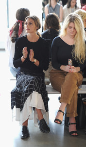Olivia+Palermo+Self+Portrait+Spring+Summer+HHCusr65wo3x.jpg
