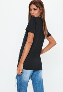 black-calabasas-slogan-t-shirt.jpg 3.jpg