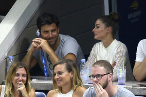 Olivia+Palermo+Grey+Goose+Toasts+HoneyDeuce+d5zeod6U7NHx.jpg