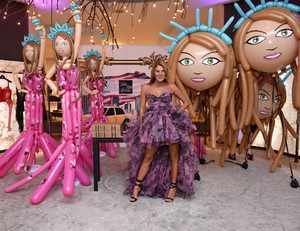 Anna+dello+Russo+Saks+Celebrates+AdR+Book+Uq1P42SqMXOx.jpg