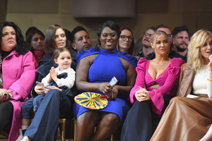 Coco+Rocha+Christian+Siriano+Front+Row+September+y0P5X63GVDAx.jpg