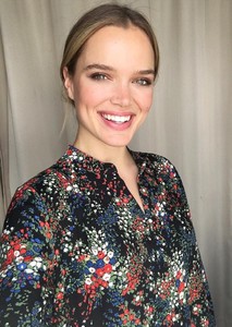 Zo Nowak2.jpg