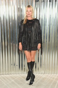 Kate+Moss+Longchamp+Backstage+September+2018+A8qc7Ek0atcx.jpg