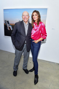 Acne+Studios+Hosts+Exhibition+Cocktail+X1JFgyQj5OAx.jpg