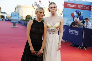          mel02090818BZNimage1012.jpg
