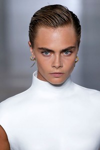        car290918BZNimage8.jpg