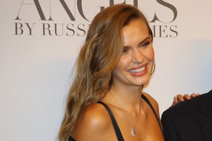 jos08090818BZNimage101.jpg