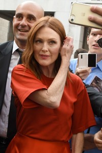           moo240918BZNimage102.jpg