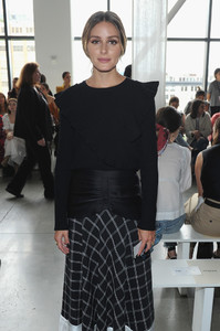 Olivia+Palermo+Self+Portrait+Spring+Summer+n1dqhAZDP7gx.jpg