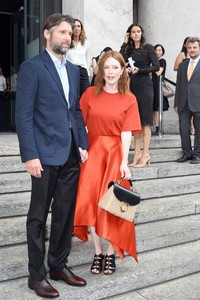           moo240918BZNimage109.jpg