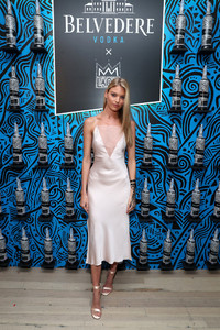 Martha+Hunt+Belvedere+Vodka+Launches+Laolu+rIg3iyQyAQXx.jpg