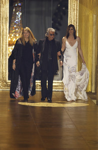 2002-robertocavlliFW-15.jpg