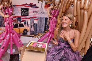 Anna+dello+Russo+Saks+Celebrates+AdR+Book+NQLq_nK6-ckx.jpg
