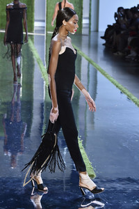 Winnie+Harlow+Cushnie+Et+Ochs+Runway+September+szlvrhvYUcyx.jpg