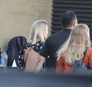         rob170918BZNimage6.jpg