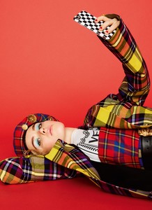           shi110918BZNimage8.jpg