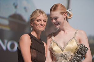          mel02090818BZNimage1007.jpg