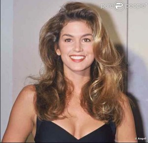 248238-cindy-crawford-au-sommet-de-sa-637x0-4.jpg