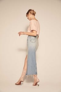 32-mother-denim-fall-2018-rtw.jpg