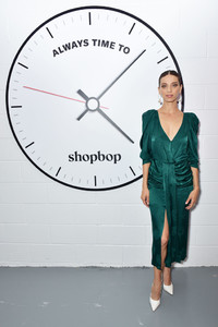 Angela+Sarafyan+Shopbop+Presents+Shopbop+Diner+JgGvGreLf4Nx.jpg