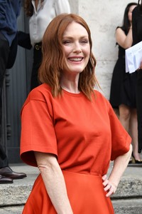           moo240918BZNimage104.jpg