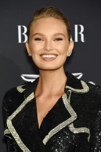 Romee+Strijd+Harper+BAZAAR+Celebrates+ICONS+yjBBFZ26Ao3x.jpg