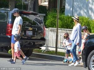 4F9D400700000578-6123071-The_Kushners_were_seen_in_casual_clothing_with_the_kids_riding_s-m-8_1535864256217.jpg