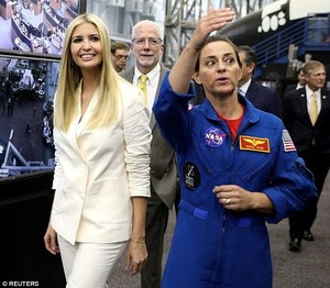 5079346700000578-6194737-Tour_Ivanka_Trump_visited_NASA_s_Johnson_Space_Center_in_Houston-a-92_1537563110936.jpg