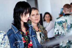 Dree+Hemingway+R13+Backstage+September+2018+BtM2tG9iFYTx.jpg