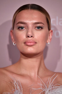 Bregje+Heinen+Rihanna+4th+Annual+Diamond+Ball+augM0dUnwUax.jpg