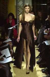 682423432_StephanJansonFW2001MFW6.thumb.jpg.a20b4ff25bd5b0e12ce952dfe6e68007.jpg
