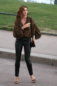          cin260918BZNimage4.jpg
