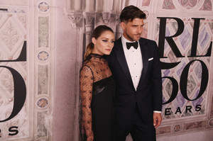 Olivia+Palermo+Ralph+Lauren+Arrivals+September+nzH_G8s5JfYx.jpg