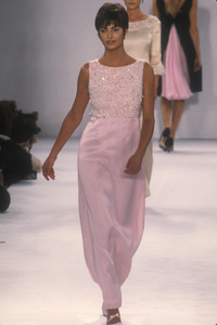 880888201_IsaacMizrahi1996WomenRTW90.thumb.jpg.7e90a43f1734b0f1d7b1907c922a2e51.jpg