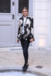 Olivia+Palermo+Roger+Vivier+Hotel+Vivier+Presentation+dAWzUfhgNB8x.jpg