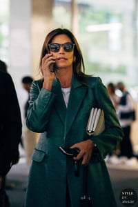 Cindy-Crawford-by-STYLEDUMONDE-Street-Style-Fashion-Photography20180909_48A0082.jpg