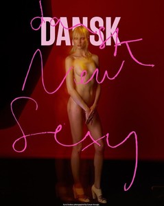 Dansk_AW18_Daria-819x1024.thumb.jpg.95c5938d5e29955234560b42d1997ffe.jpg