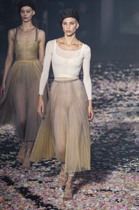 Dior-RS19-0951.thumb.jpg.05015c0203b8f3c49931d5beee3b5520.jpg