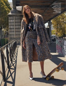 Elle3797-page-017.jpg