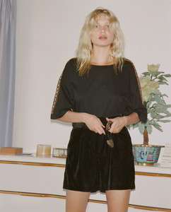 FSHO17004KBLA01_D.jpg