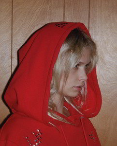 FSWE17008SRED01_B.jpg