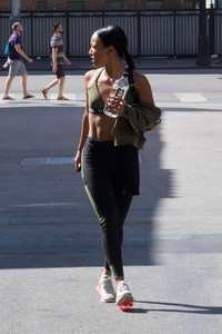 Karrueche-Tran_-Arrives-at-Made-In-LA-Gym--01-662x993.jpg