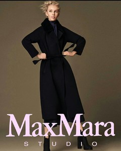 MaxMara_3.thumb.jpg.7c517ba64ffde4563c9bd408b6d5f1d8.jpg