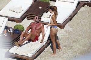 Nabilla-Benattia-Sexy-TheFappeningBlog.com-6.jpg