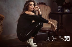 Sara-Sampaio-Joes-Jeans-Fall-2018-Campaign04.thumb.jpg.dcfc7c3b1b8cf6bccb3655da1cb839c5.jpg